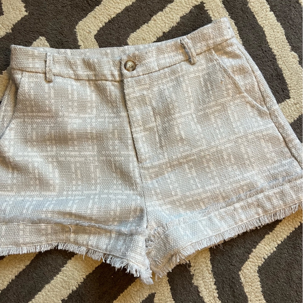 Cream patterned shorts
